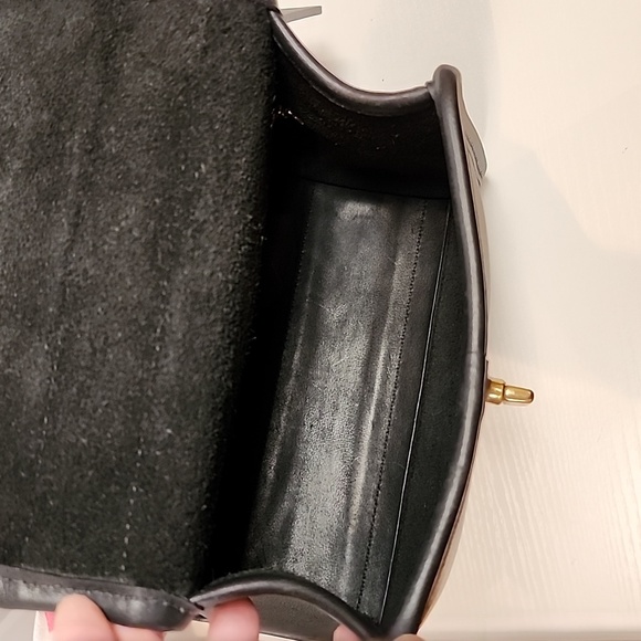 Sold Vintage Coach Regina #9983 - Picture 16 of 17